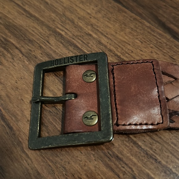 EUC HOLLISTER 💯 % Genuine Leather Belt - Picture 4 of 7